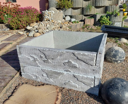 691EDE8D-26FB-4E40-B749-D41354E03FE3